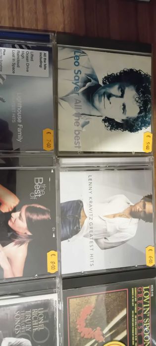 Música em CD Best Of ou Greatest Hits Internacionais Letra L.