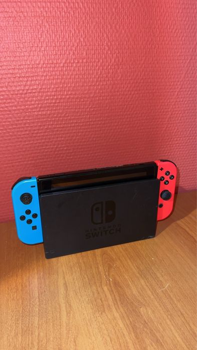 Продам Nintendo switch