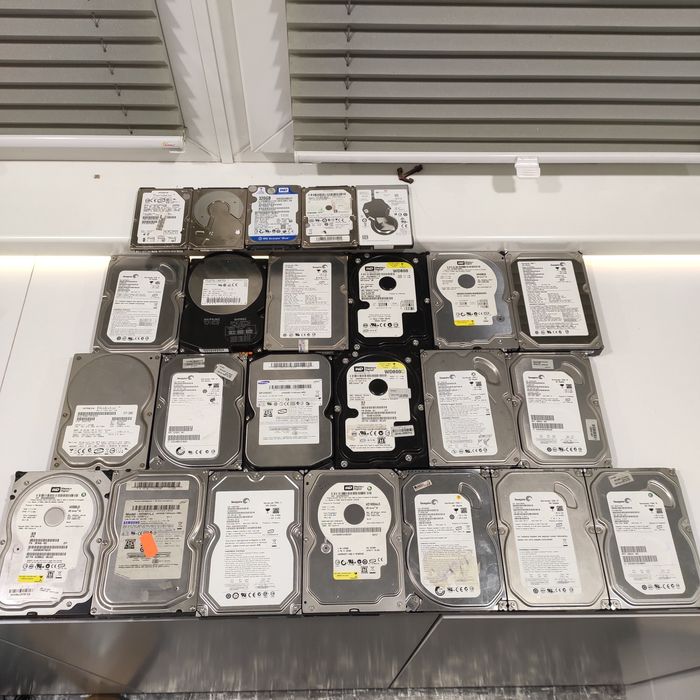 HDD 3.5 , 2.5 sata ,ide 80,160,250 gb зависают