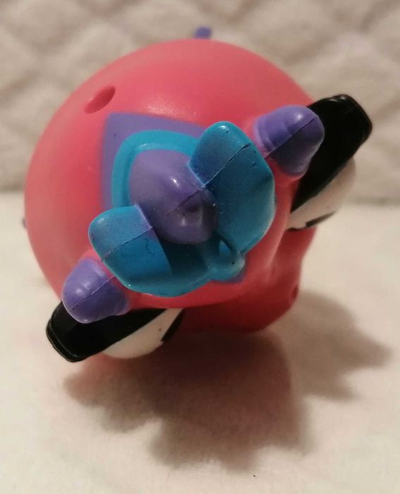 Różowy stworek (2), McDonald’s, 2013 (Zabawka)