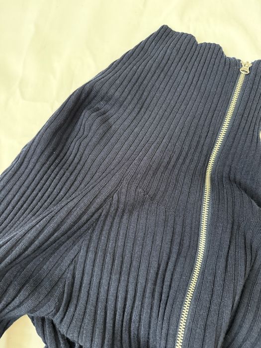 Sukienka z wełny marino 100%  Długa z golfem rozpinanym  h&m