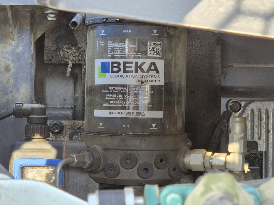 KOPARKA VOLVO ecr88d 2017 rotator ENGCON ze szczypcami