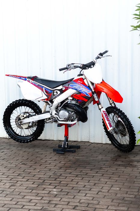 HONDA CR 250 ATÉ 42€/MÊS