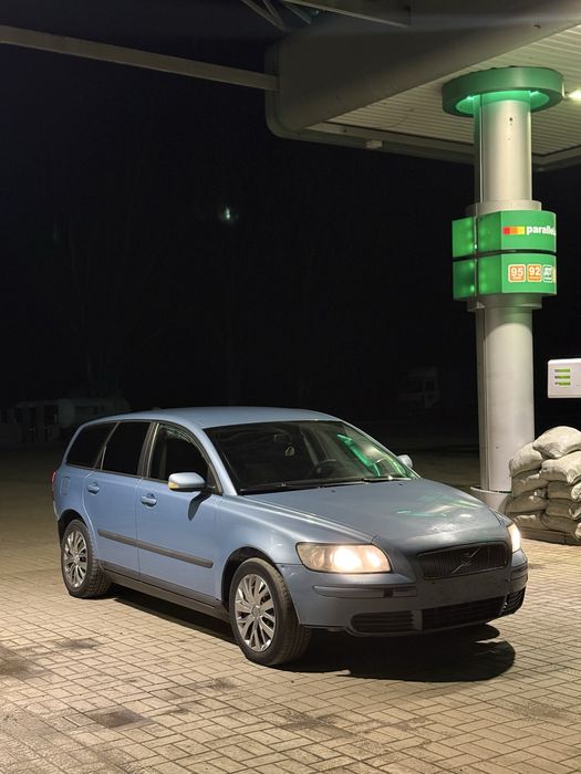 Продам Volvo v50 2.0tdi