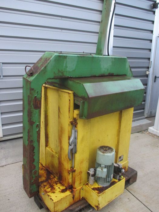 belownica prasa do makulatury foli