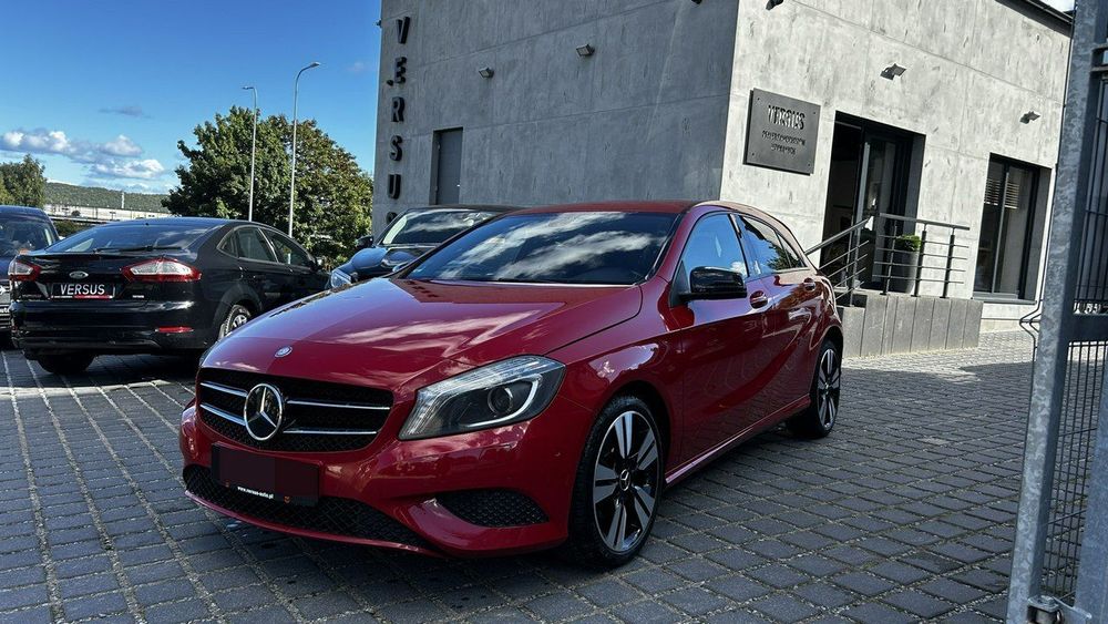 Mercedes-Benz Klasa A Automat 1.6B 156KM Kubełki Kam Cof Navi Bi-Xenon AutoHold Alu18nowe