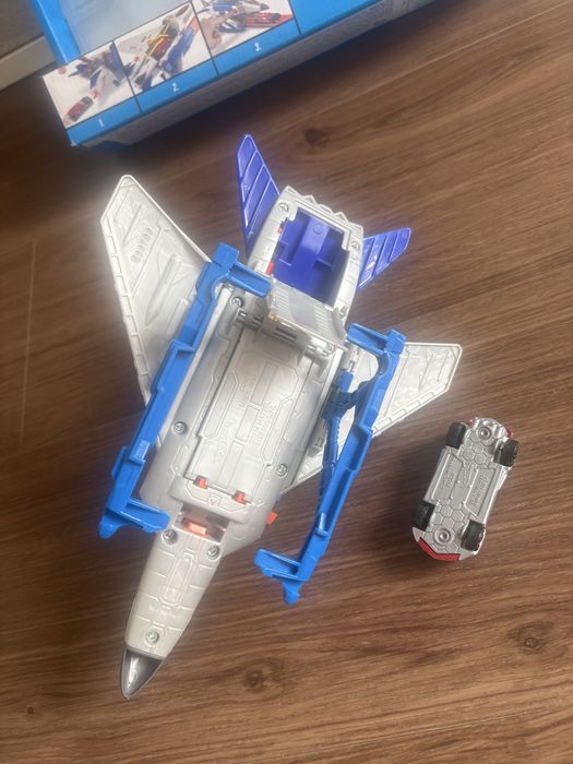 Літак заправщик з машинкою hot wheels