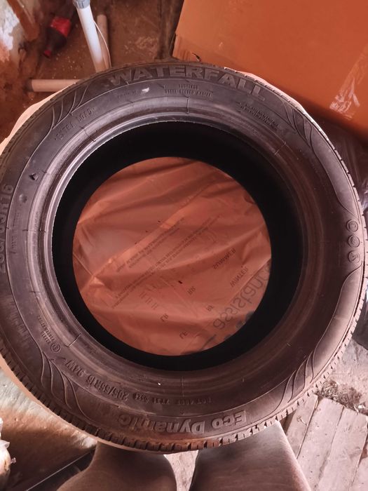 Гума літня, в гарному стані