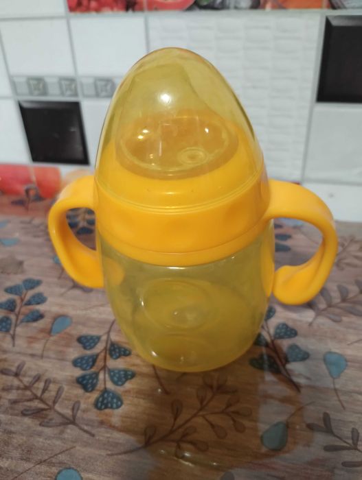 Дитячий поїльник непроливайка з силіконовим носиком