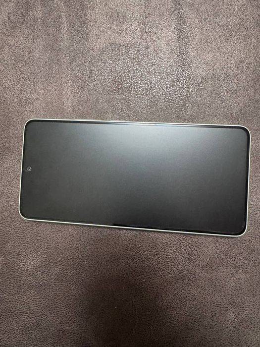 Xiaomi redmi note 13 8/256 стан нового + плівка + чохол