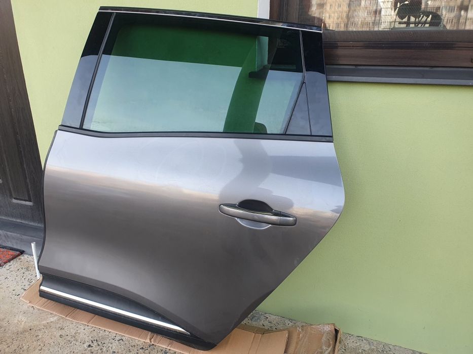 Дверка renault GR Scenic lV