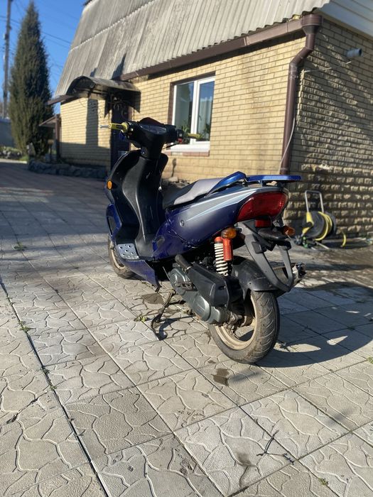 Скутер Tiger 80.