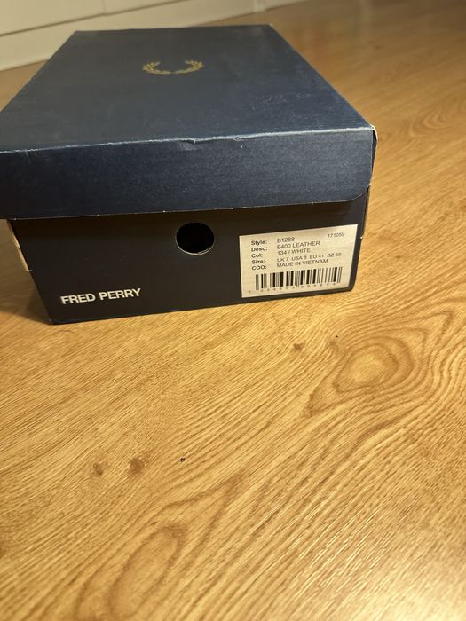 Sapatilhas Fred Perry brancas