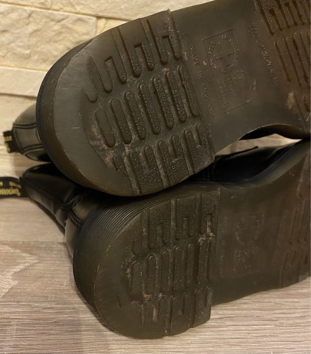 Buty DR. MARTENS 1460 Black Smootch r.36
