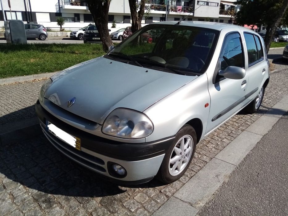 Clio de 2000 - único dono