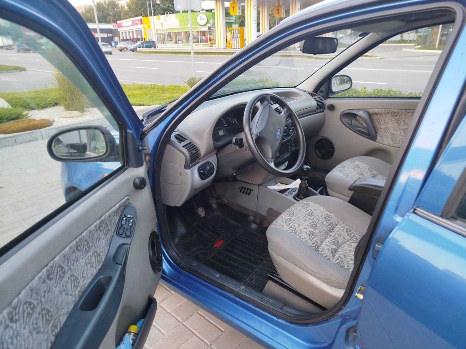 Продам автомобіль Lada Kalina ВАЗ 1118