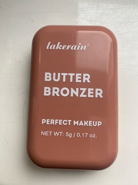 Masełkowy bronzer do twarzy lakerain