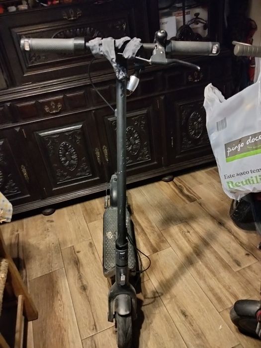 Trotinete elétrica ninebot usada
