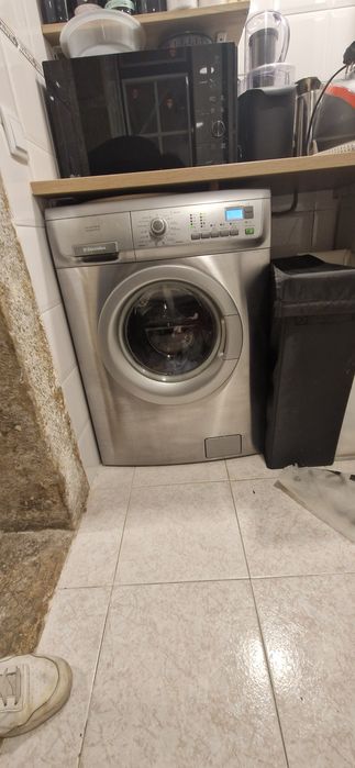 Máquina Lavar Roupa Electrolux 6kg em ótimas condições