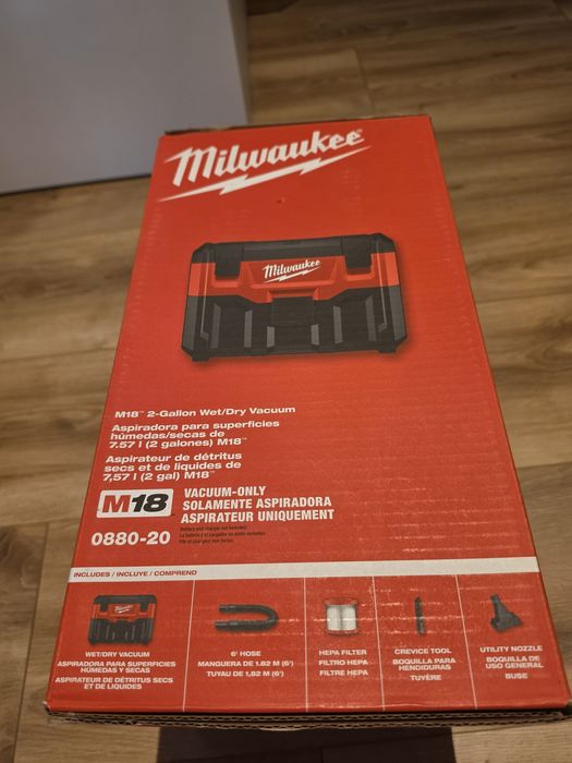 Odkurzacz akumulatowory milwaukee  m18 na sucho I mokro