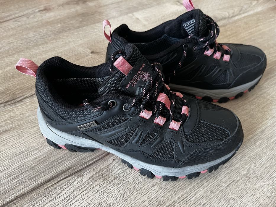 Кросівки Skechers