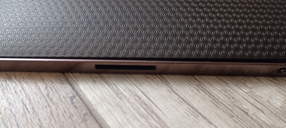 Планшет Asus TF101
