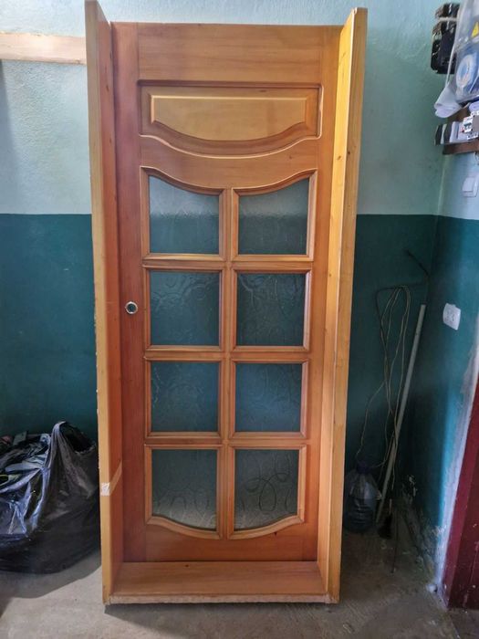 Двері дерев'яні (модрина)