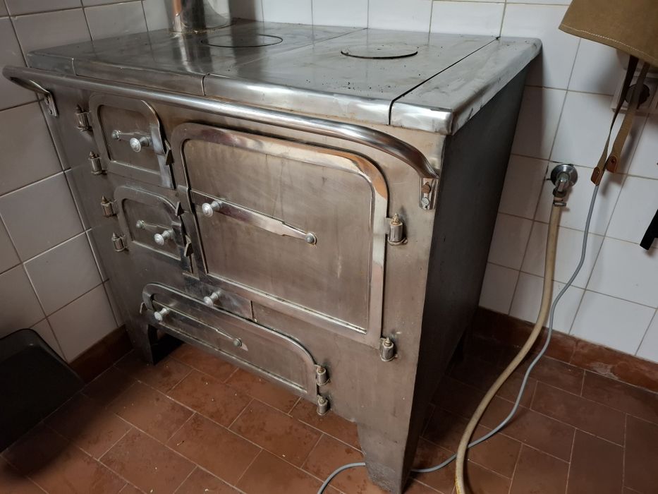Fogão a lenha em aço inox