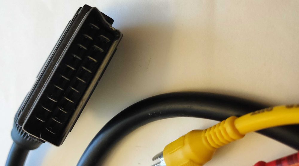 Видео кабель SCART х RCA (тюльпаны)