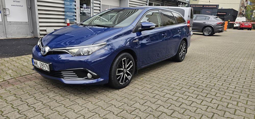 Wynajem Toyota Auris Hybrid 2018rok z LPG Taxi Uber Bolt FreeNow