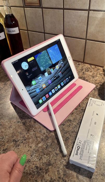 Tablet iPad Apple Retina 10” - TOUCH ID - PROCREATE