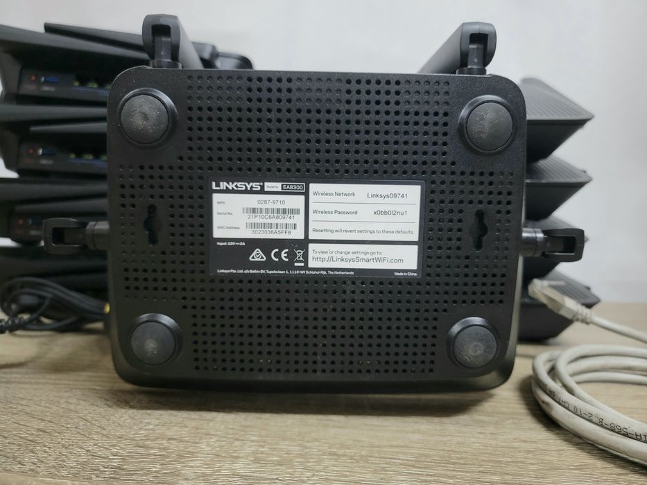 LINKSYS EA8300 AC2200 роутер Wi-Fi маршрутизатор 1Gb 2.4/5GHz MU-MIMO