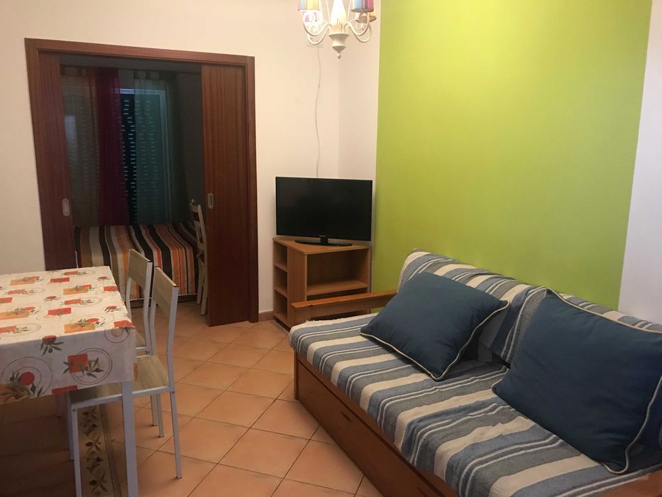 T2 com piscina primeira linha de praia