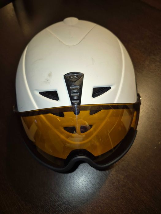 Buty narciarskie damskie 25.5 i kask UVEX z szybą 60-61