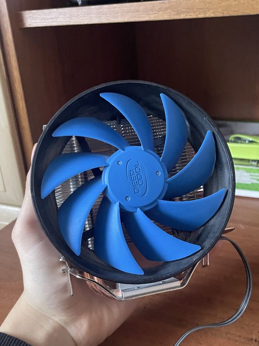 Продам куллер Deepcool Gammaxx 200