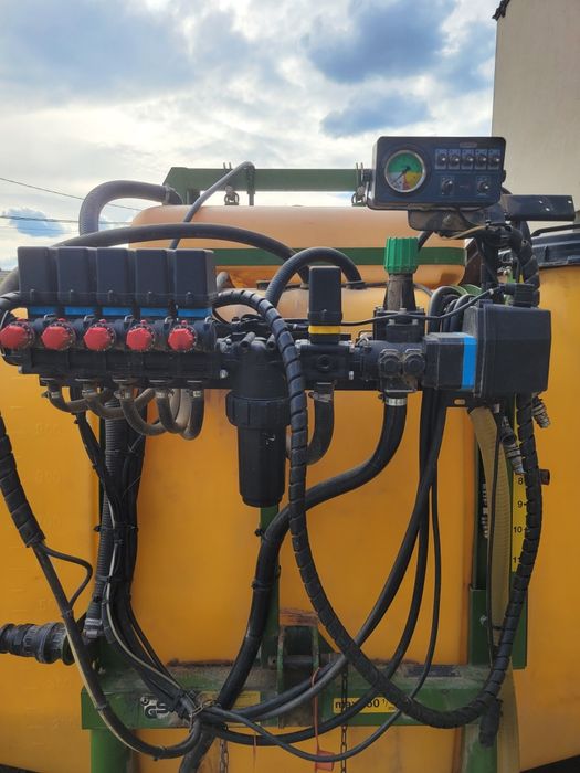 Opryskiwacz Amazone UF 1000 15m hydraulicznie otwierany, komputer