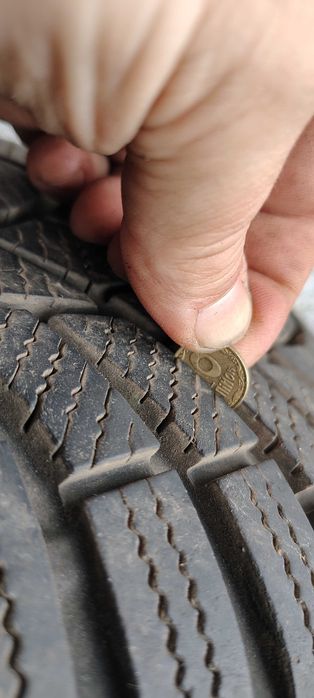 Зимові шини TOYO TIRES 205/55 R16