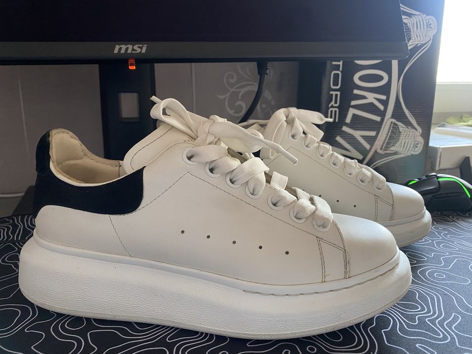 Кросівки  оригінал шкіра Alexander McQueen Ivory Black White