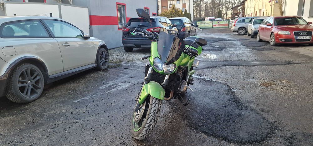 Kawasaki z750 części wsytke części bak owiewka lapma zegary