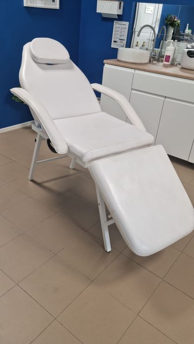 Fotel kosmetyczny składany