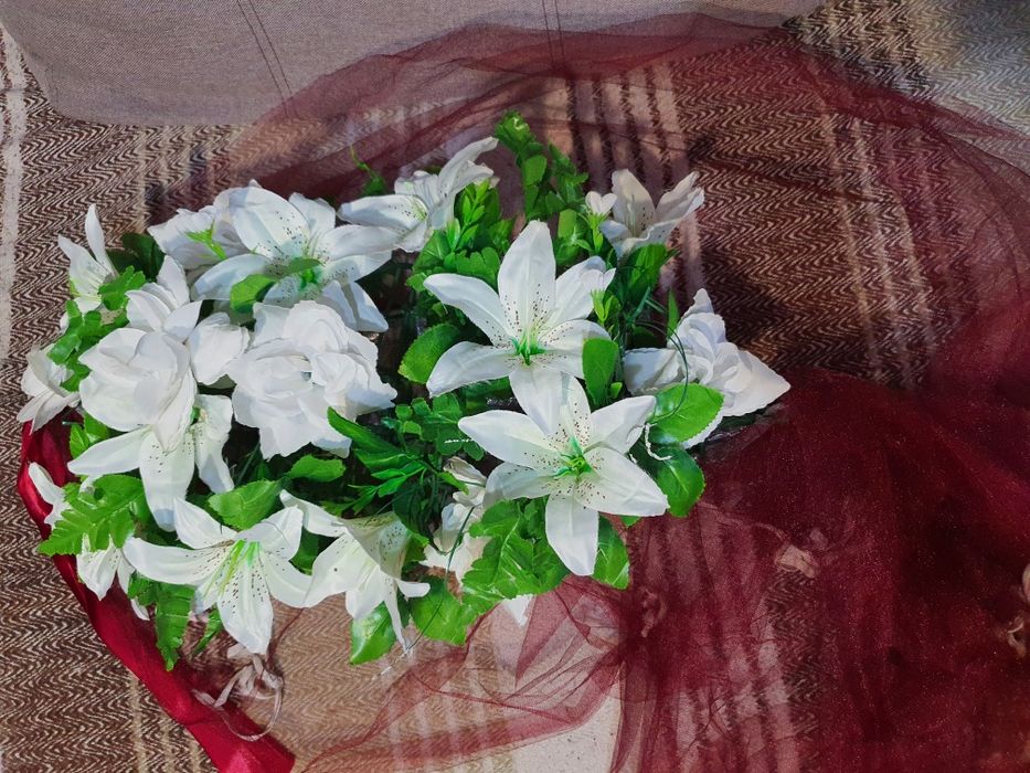 Экибана свадебная на машину или украшение на стол