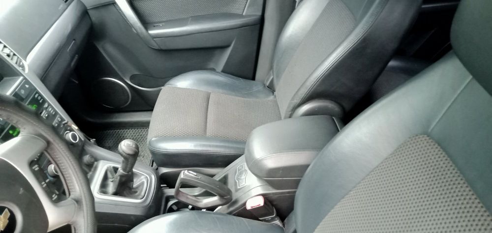 Продаю Шевроле Каптива