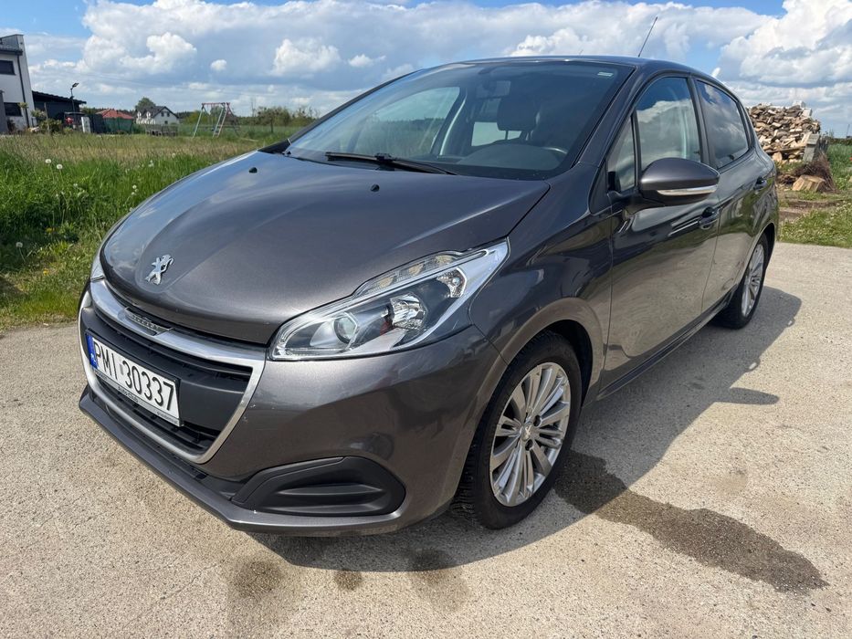 Peugeot 208