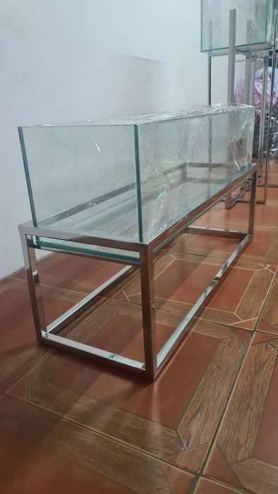 Vendo floreiras em inox polido
