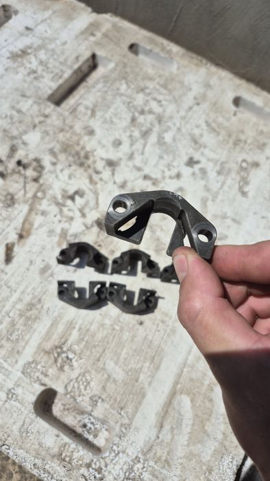 Кронштейн форсунки м57н2