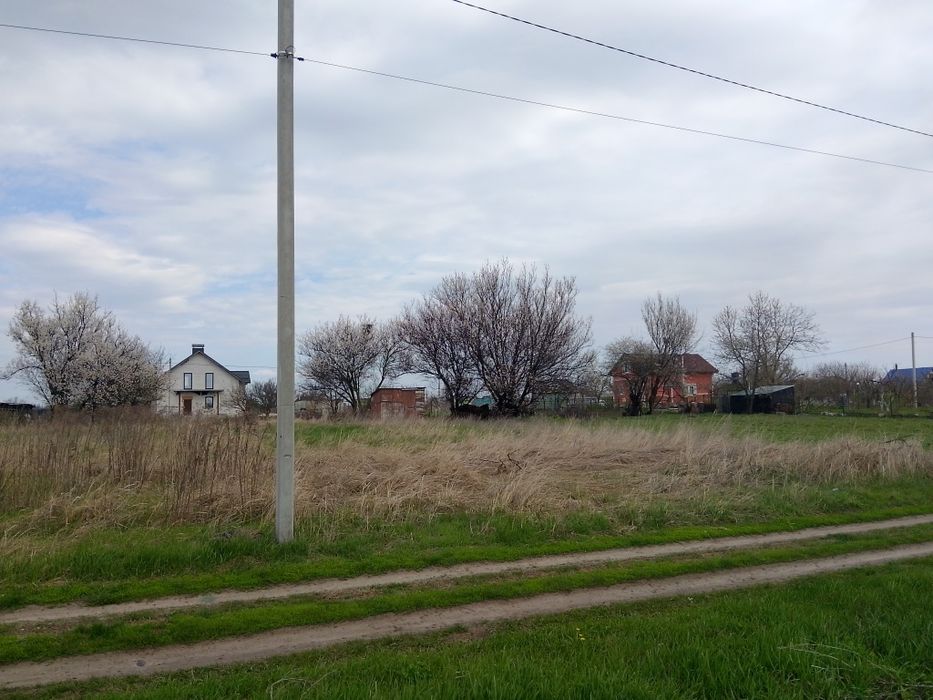 Земельна ділянка 10 соток р-н Сади