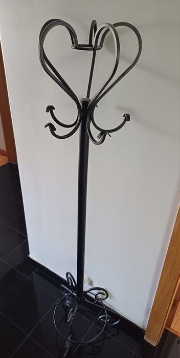 Cabide Chão Ferro Preto