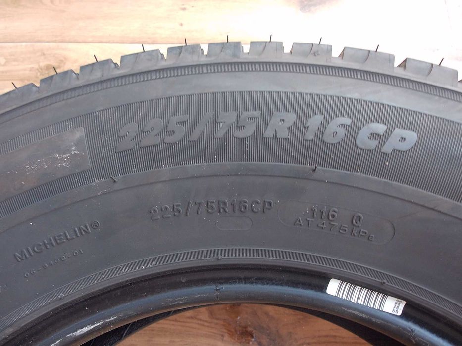 Michelin Agilis Camping 225/75/16CP 116Q ładne!