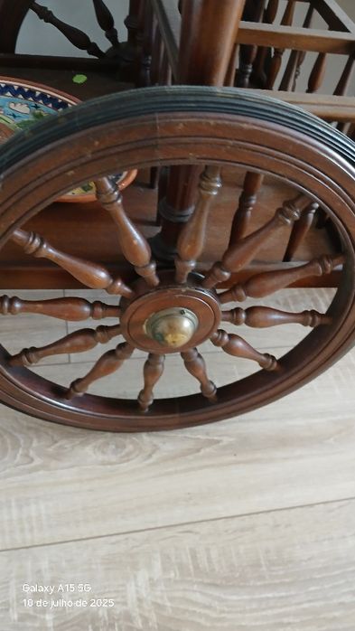 Carrinho de Chá em madeira com 2 tabuleiros