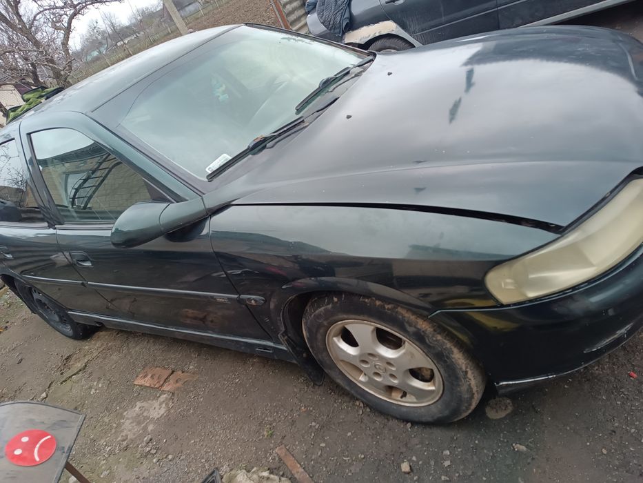 Вектра б газ4. 2002р 1.8